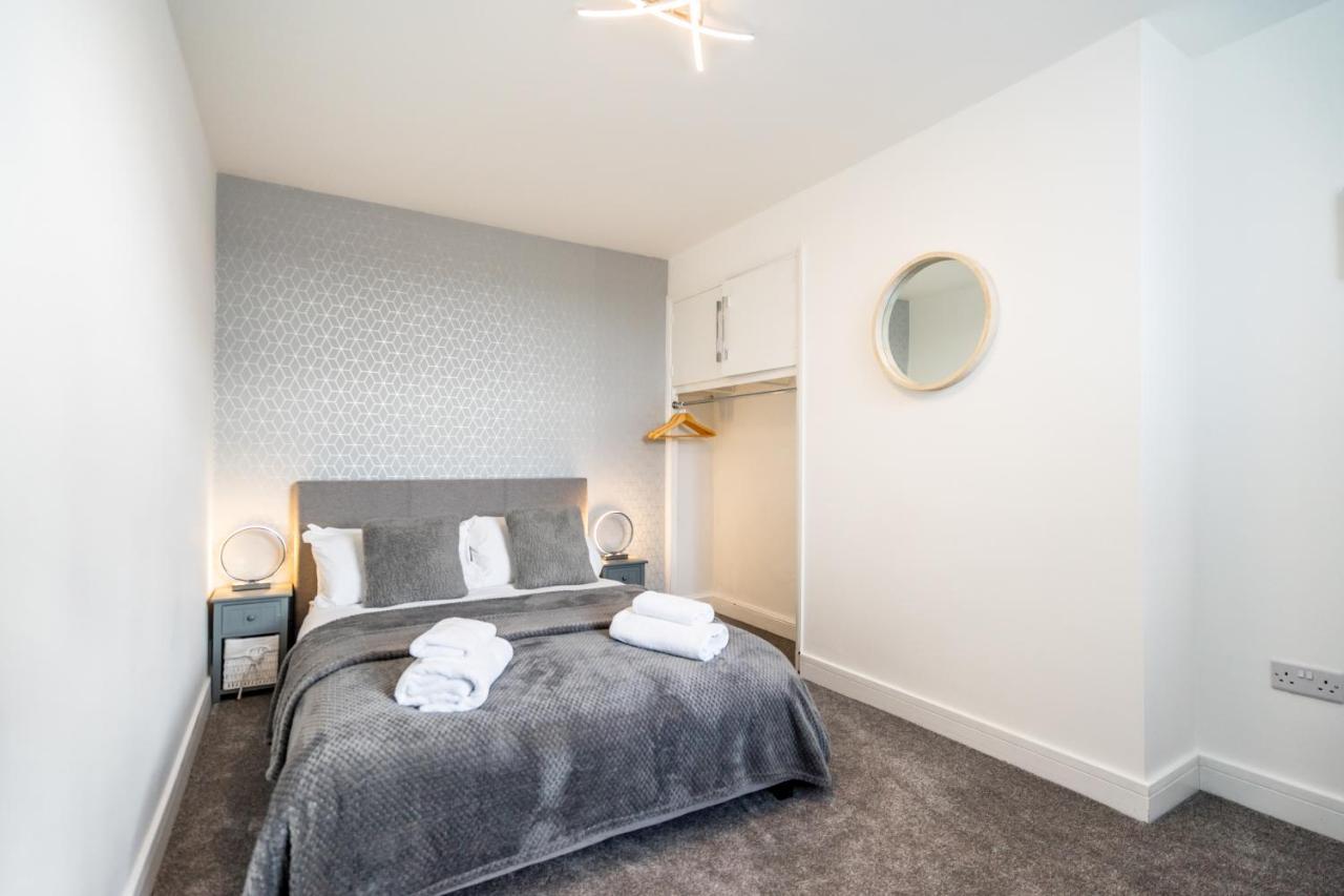 13 Vyner Street *